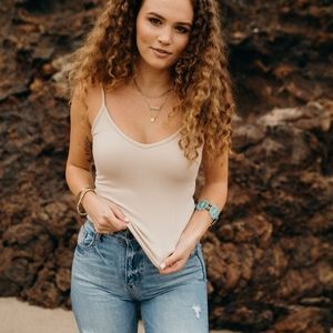 Carly Jean Los Angeles Cream Nicole Ribbed Tank M